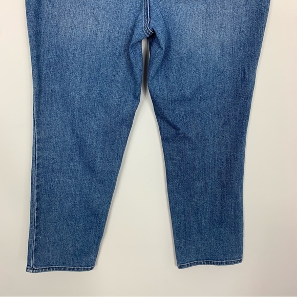 Talbots Modern Ankle Jeans Medium Wash Size 8P - Picture 7 of 9